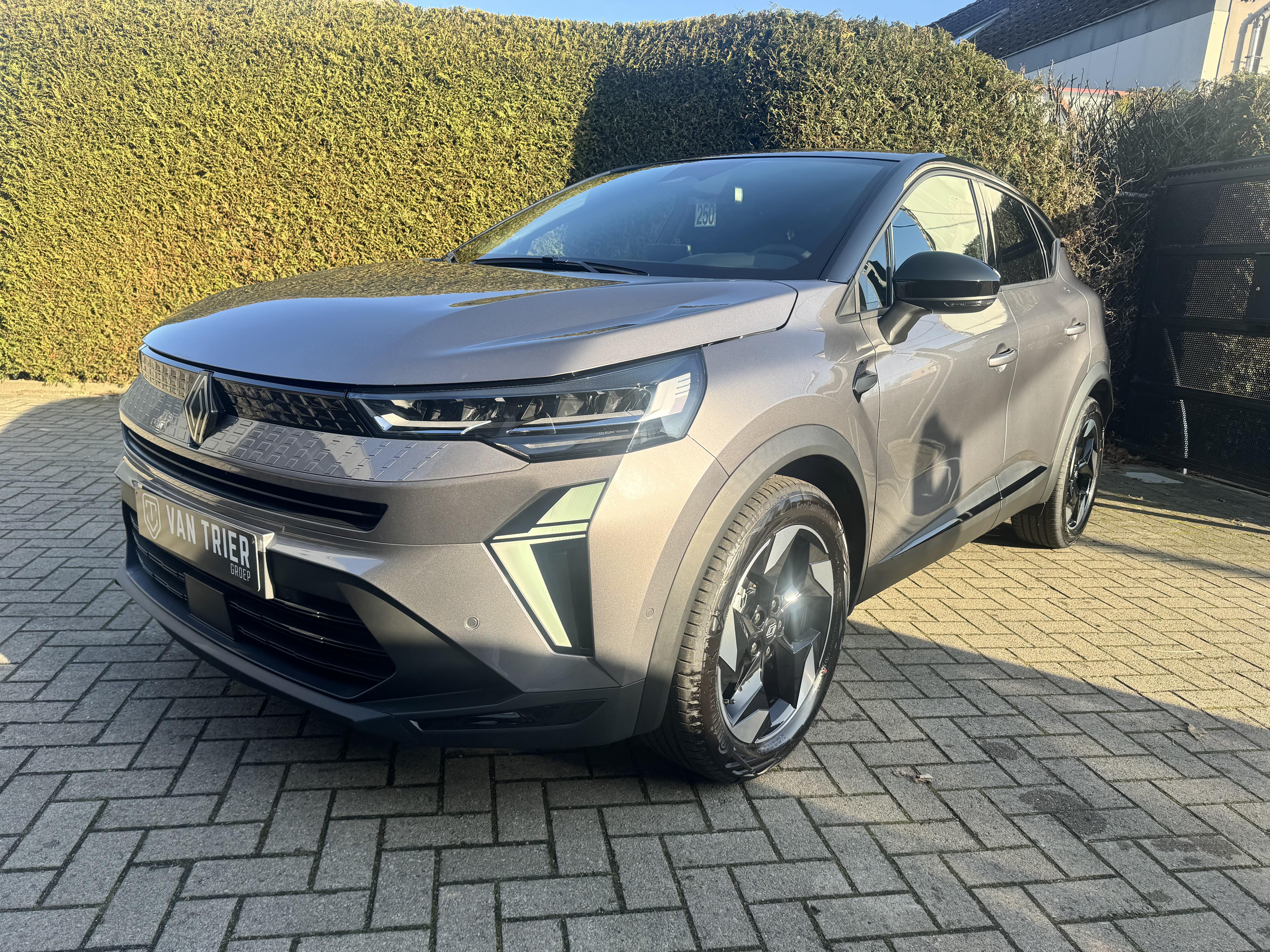 Groep Van Trier - Renault Captur