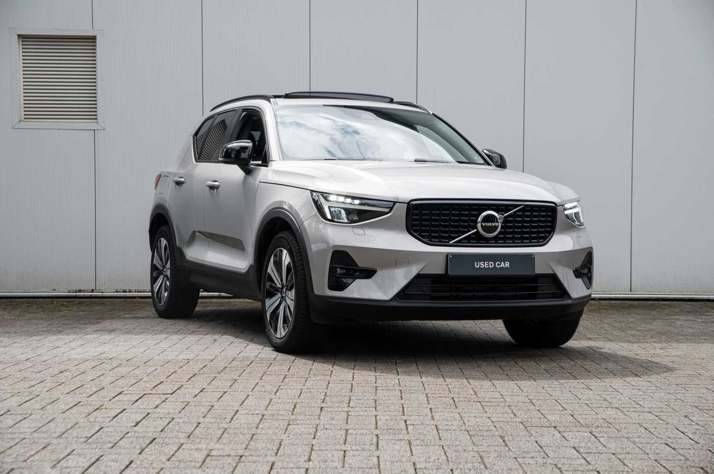 XC40 T5 Recharge Ultimate Dark - Postiaux