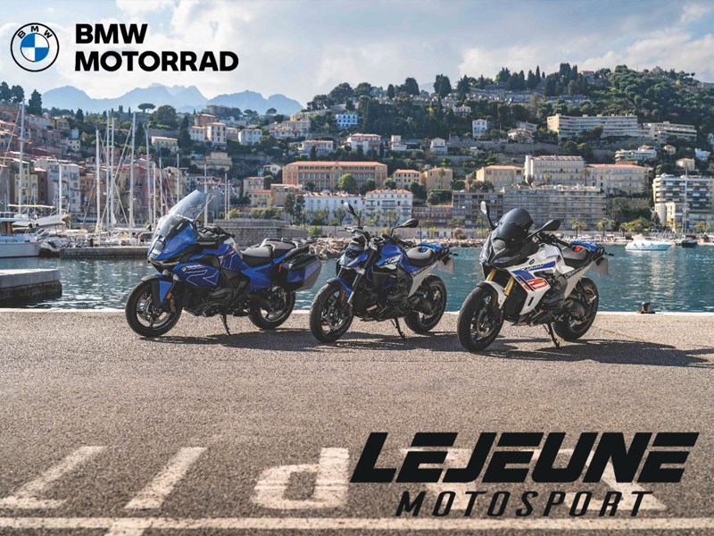 La famille R 1300 au grand complet !