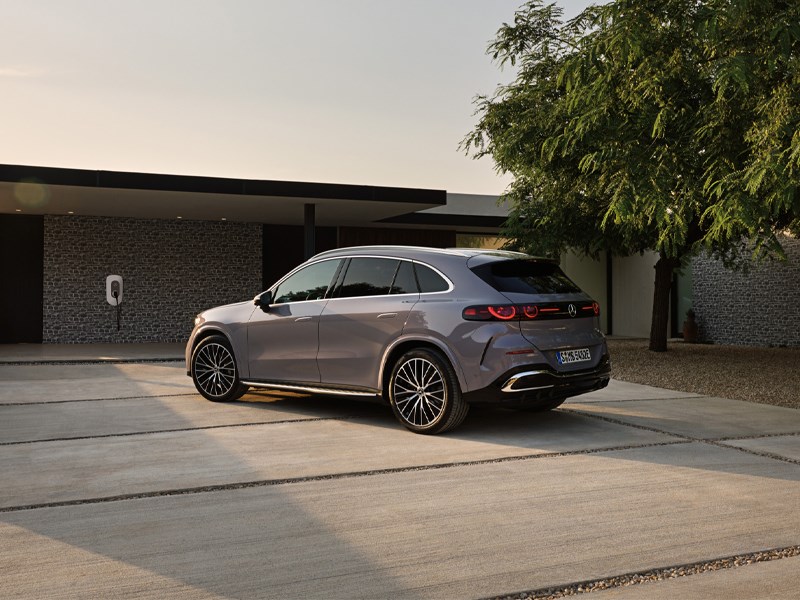 Mercedes-Benz introduceert bidirectioneel laden voor thuisgebruik.