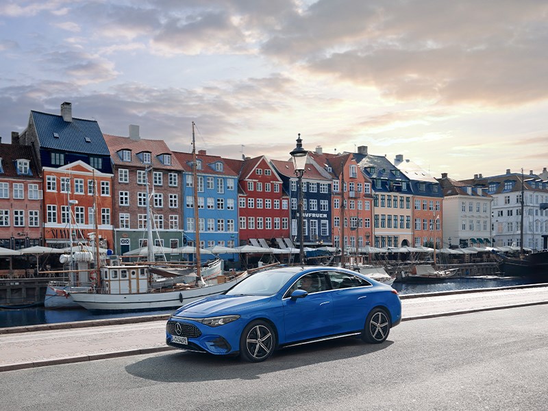 De nieuwe elektrische CLA is uitgeroepen tot ‘Auto van het Jaar 2026’