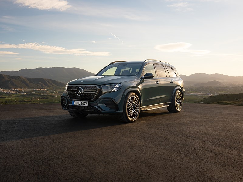 Van Houdt De nieuwe Mercedes-Benz GLS: de S-Klasse onder de SUV’s herdefinieert comfort 